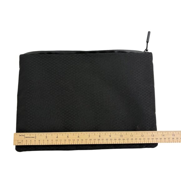 Incase Black Sleeve Case for 13” MacBook Laptop - Picture 6 of 7
